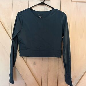 Banana Republic crop top Active wear long sleeve Teal Quick Dry Size S